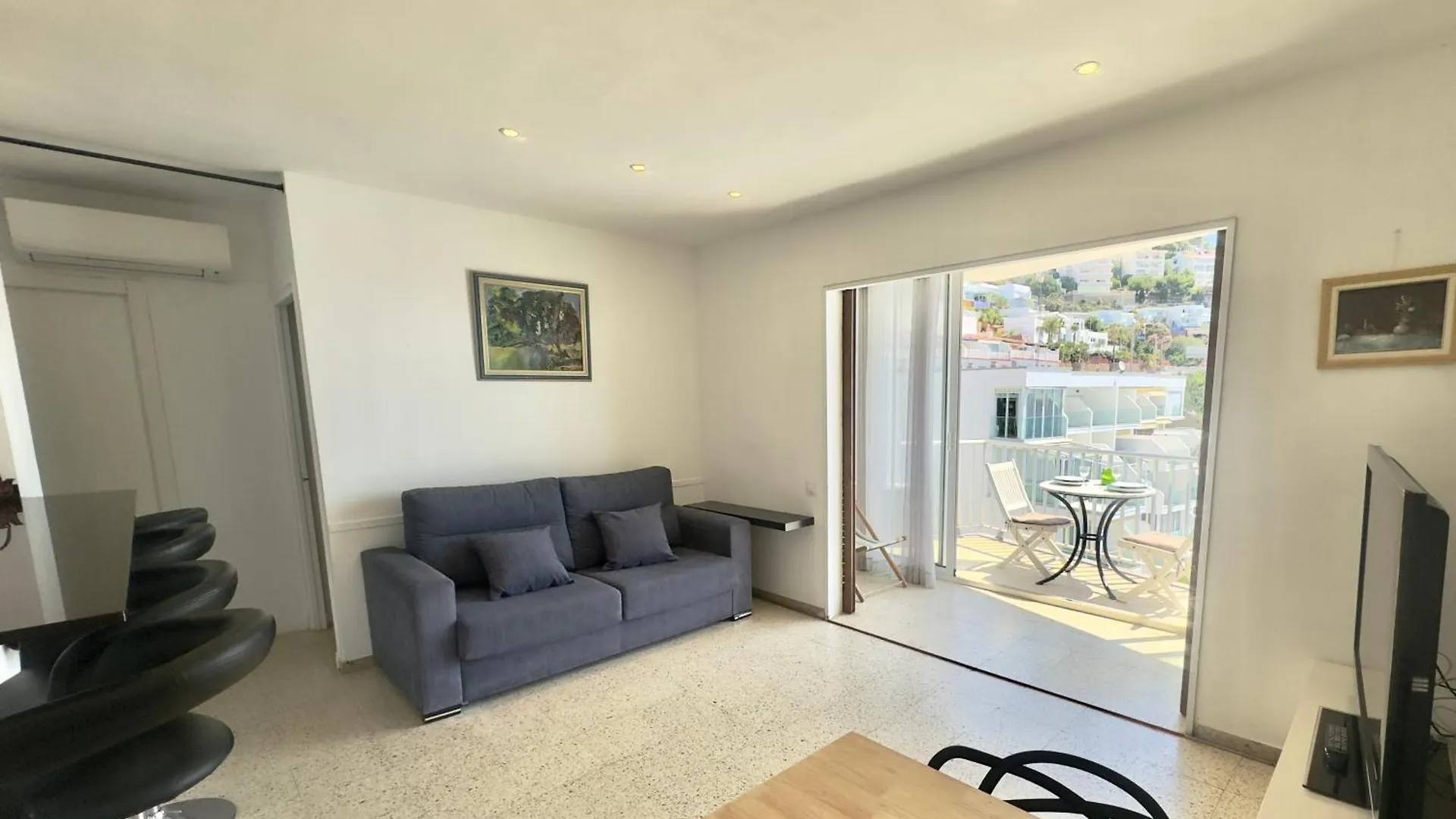 Delfin 7D Apartment Roses Spain