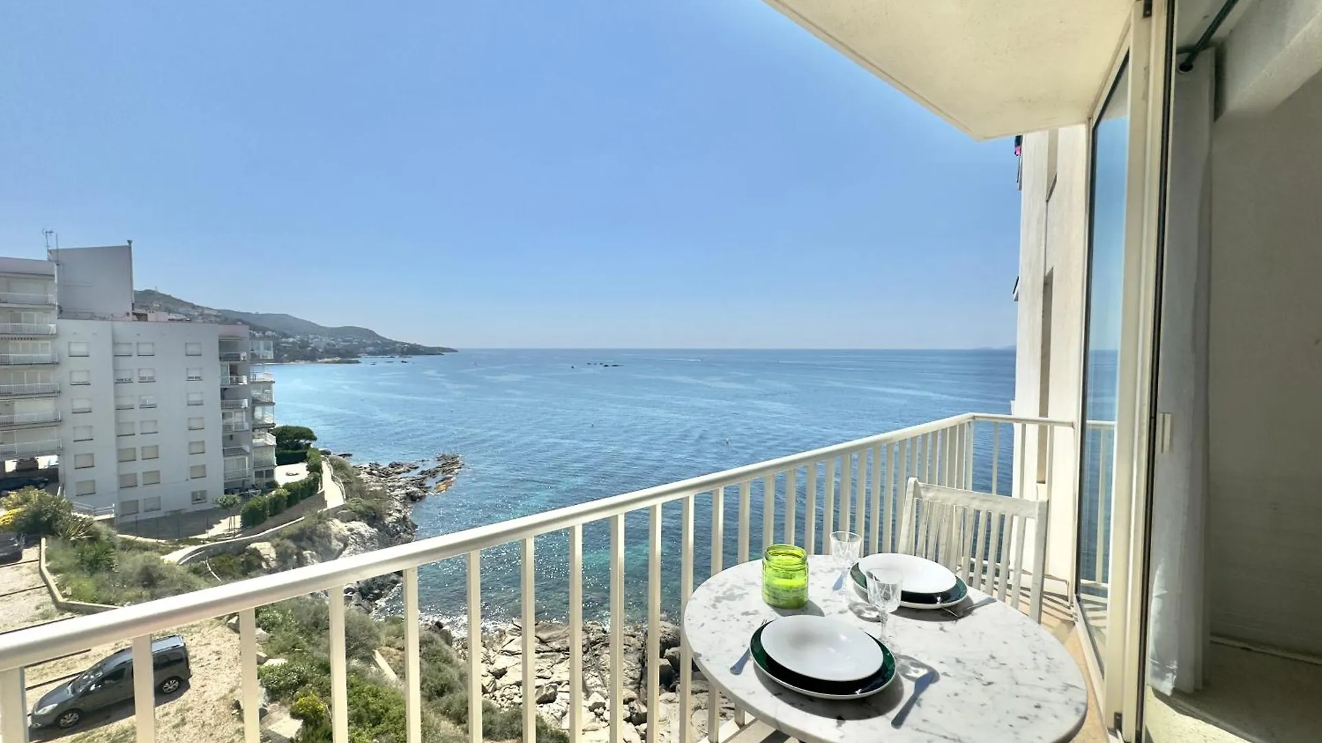 Delfin 7D Apartment Roses